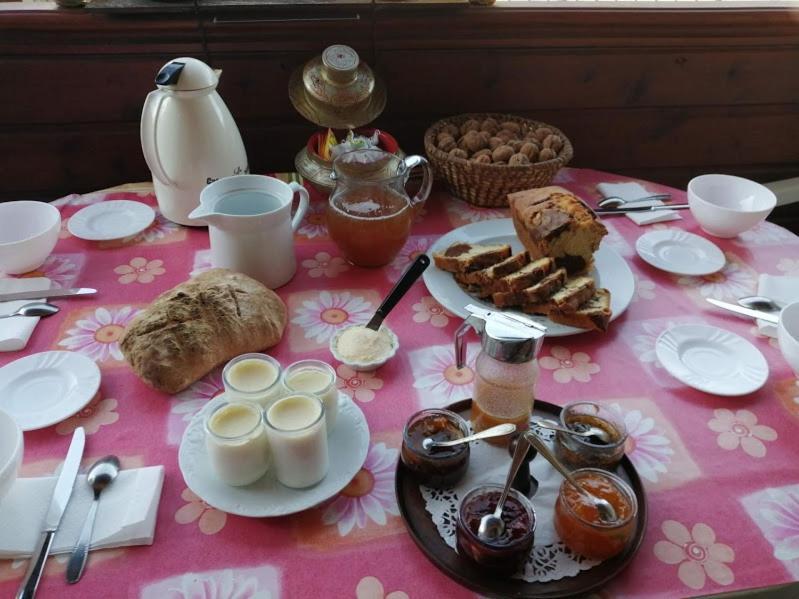 Le Fidele Bed and Breakfast Saint-Chamant Εξωτερικό φωτογραφία