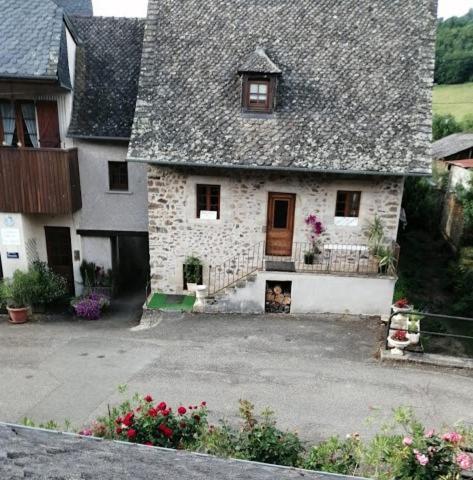 Le Fidele Bed and Breakfast Saint-Chamant Εξωτερικό φωτογραφία